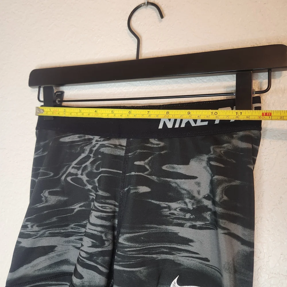 Nike Pro Dri-FIT Women's S 3